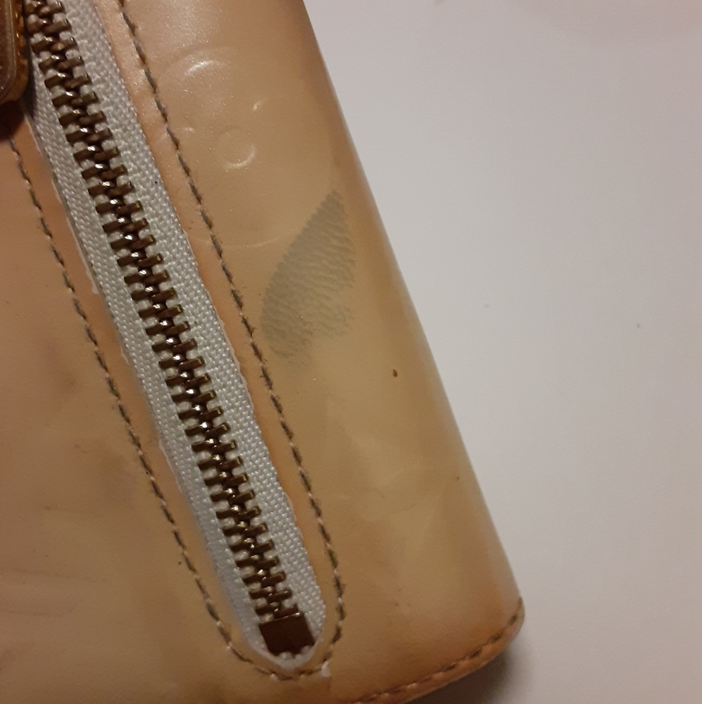 Louis Vuitton  Paris Wallet - Picture 14 of 16